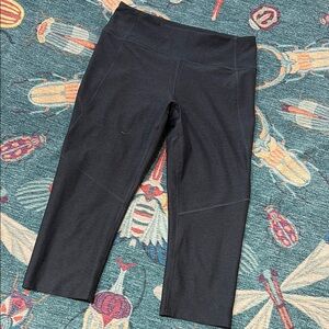 Outdoor Voices cropped 17” leggings charcoal black heather S